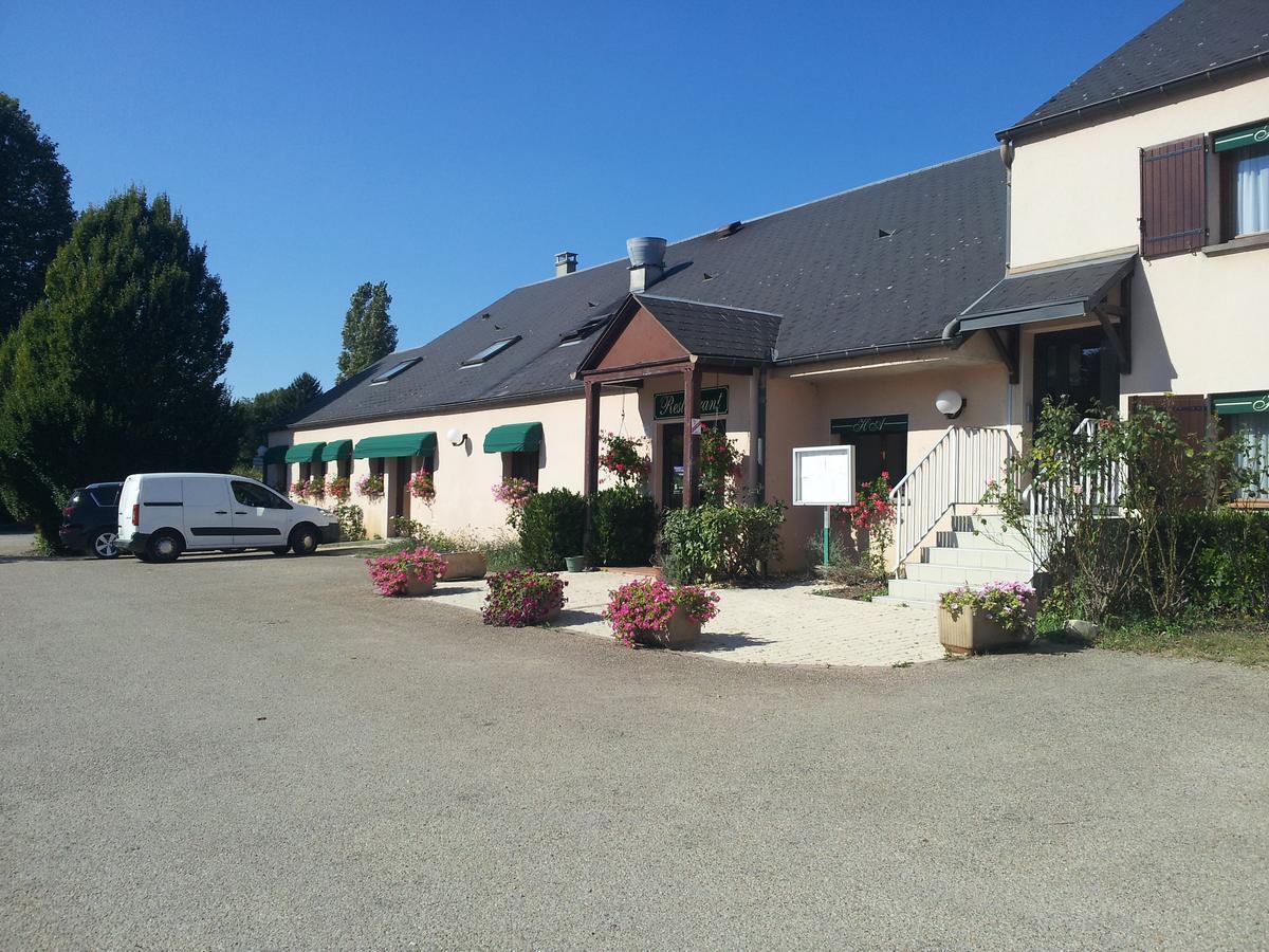 Logis Hotel Restaurant De L'Abbaye Ferrieres-en-Gatinais Exteriör bild